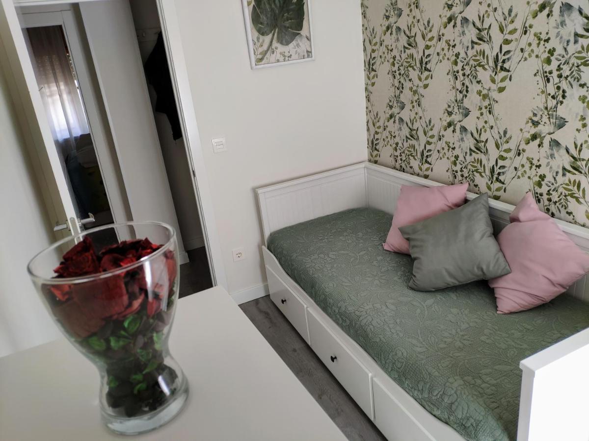 Apartamento Paula บายาโดลิด ภายนอก รูปภาพ